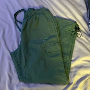 Nike cargo woven pants